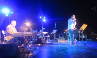Μια μεγάλη συναυλία με τον Μίμη Πλέσσα διοργάνωσε ο Δήμος Γλυφάδας