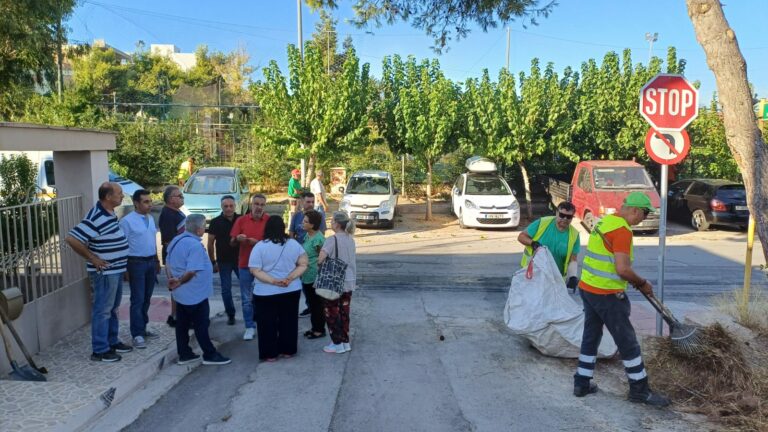 Στην ευρύτερη περιοχή στα όρια με Νέα Σμύρνη συνεχίστηκε η δράση «Φροντίζουμε την πόλη μας σε κάθε γειτονιά»